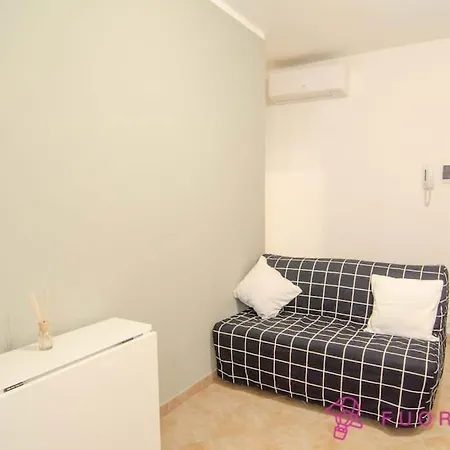 Borgo Cocconi 33 * Parma